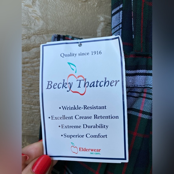 Plaid Catholic School Uniforms Jumper V- front Knife Pleat size 8 Girls - Picture 9 of 10